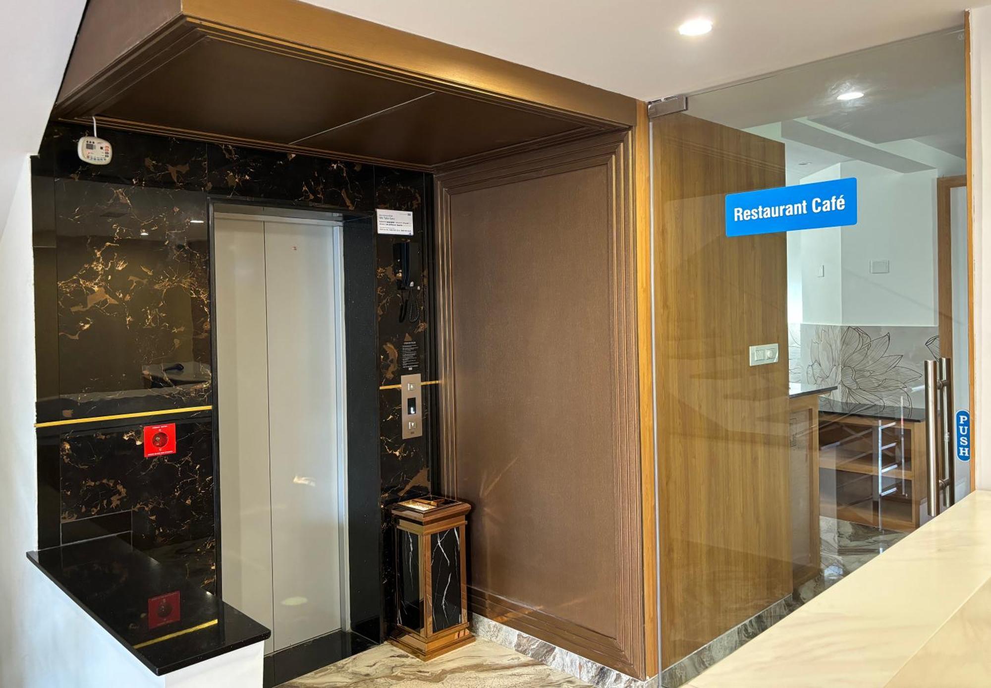 Hotel Sterling Plaza- Bangalore International Airport Dod Jala Экстерьер фото