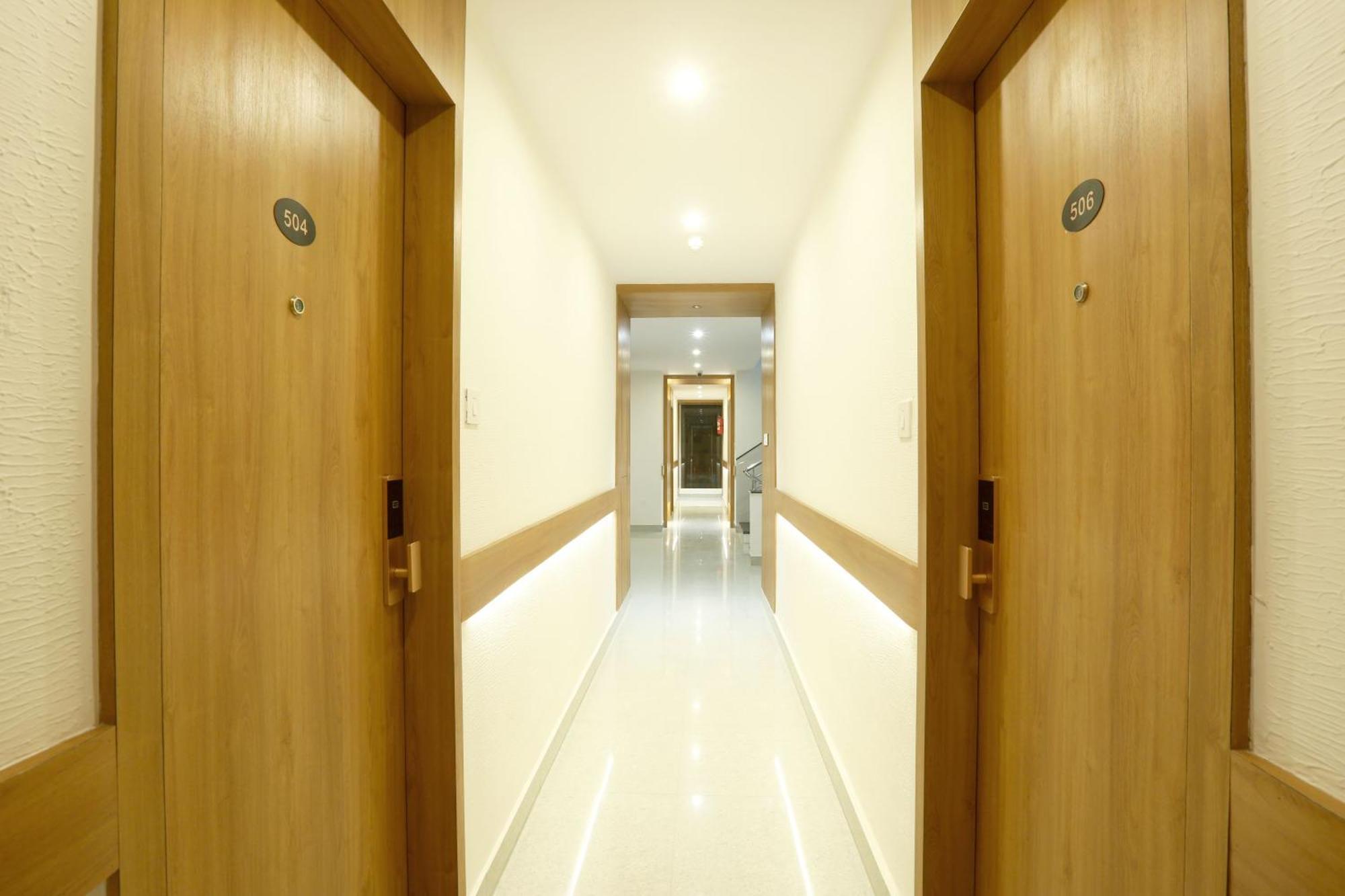 Hotel Sterling Plaza- Bangalore International Airport Dod Jala Экстерьер фото