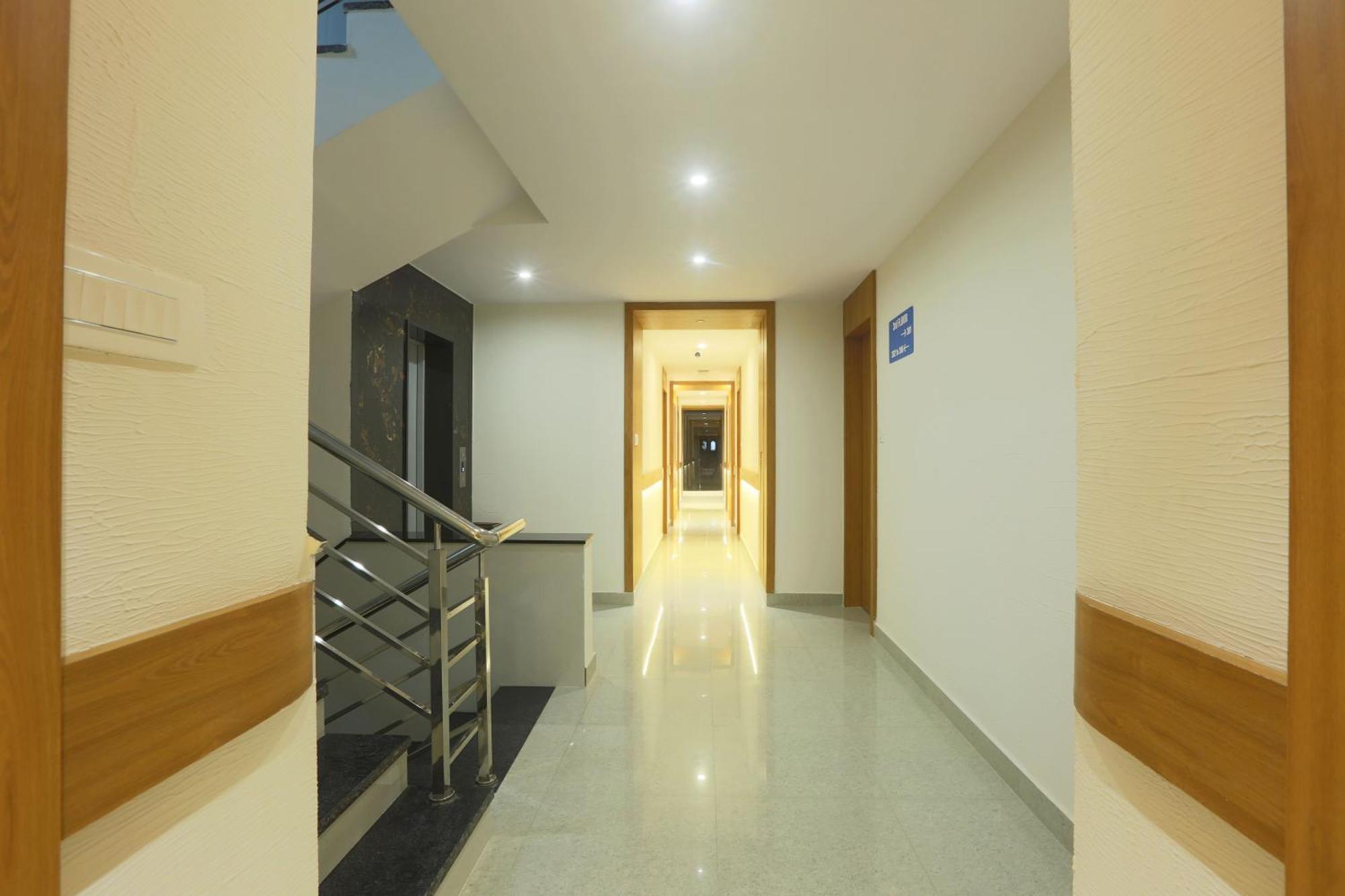 Hotel Sterling Plaza- Bangalore International Airport Dod Jala Экстерьер фото